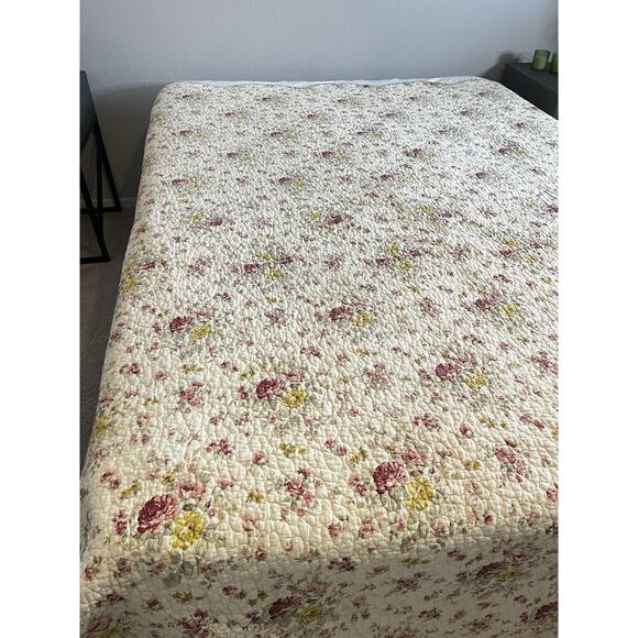 VTG LIMITED EDITION FULL QUILT LEGACY HAND CRAFTED - ROMANTIC FLORAL - Picture 7 of 9